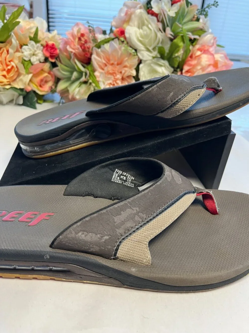 Reef Dram Flask Canteen Sandals Brown Men’s 10 Vintage Collectible Flip Flops
